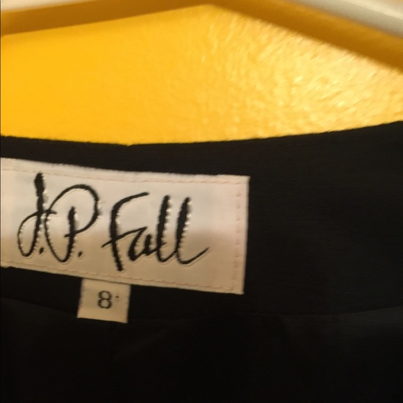 Beautiful jacket - Picture 3 of 5